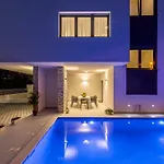 Ema With Private Heated Pool Βίλα *