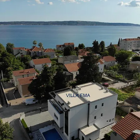 Ema With Private Heated Pool Villa *